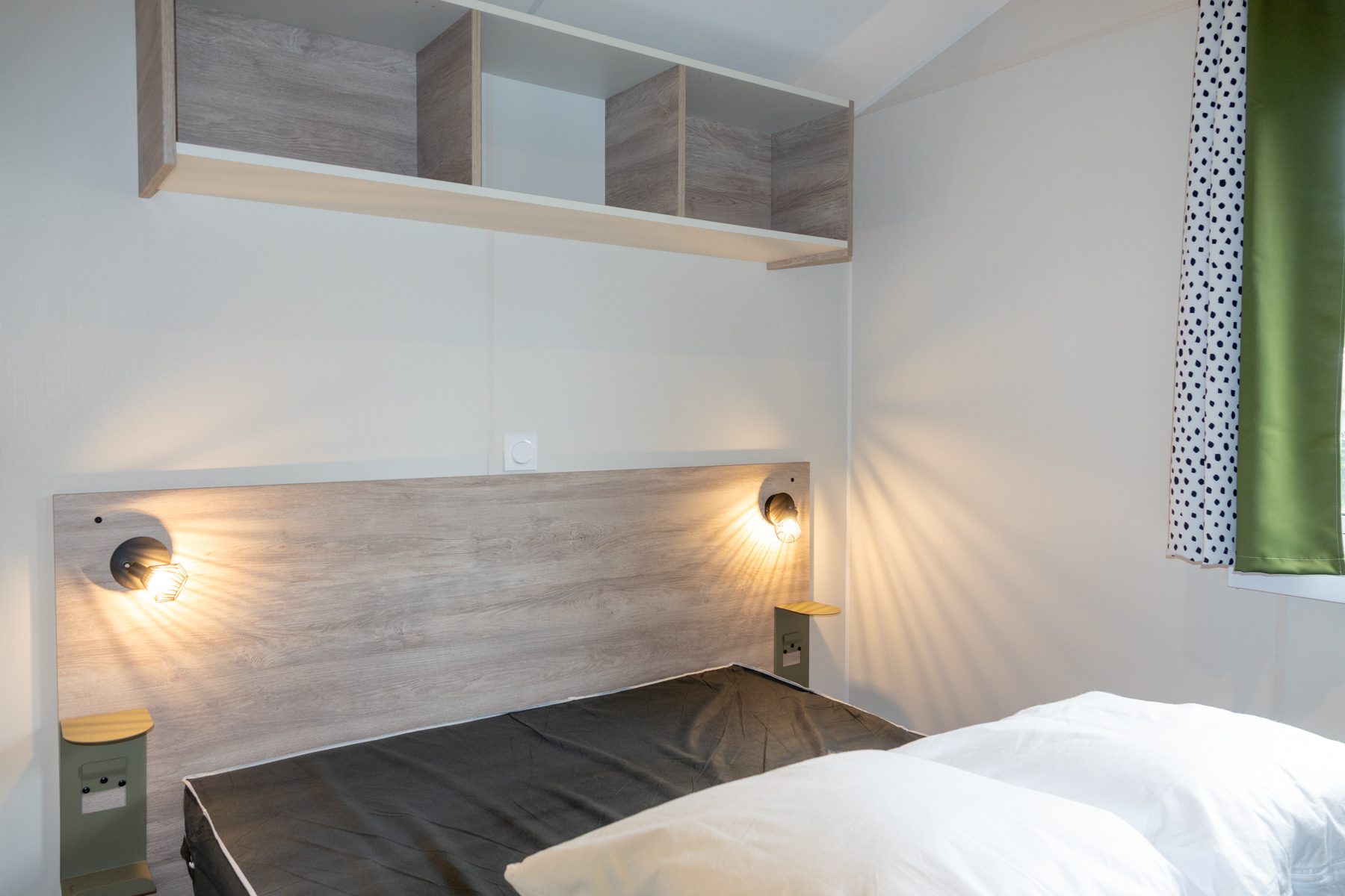 Chambre parentale d'un mobil-home Standard 2 chambres